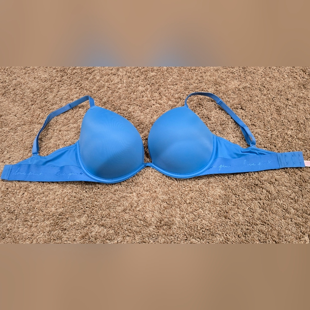 PINK Victoria's Secret Push Up Bra 34DD
